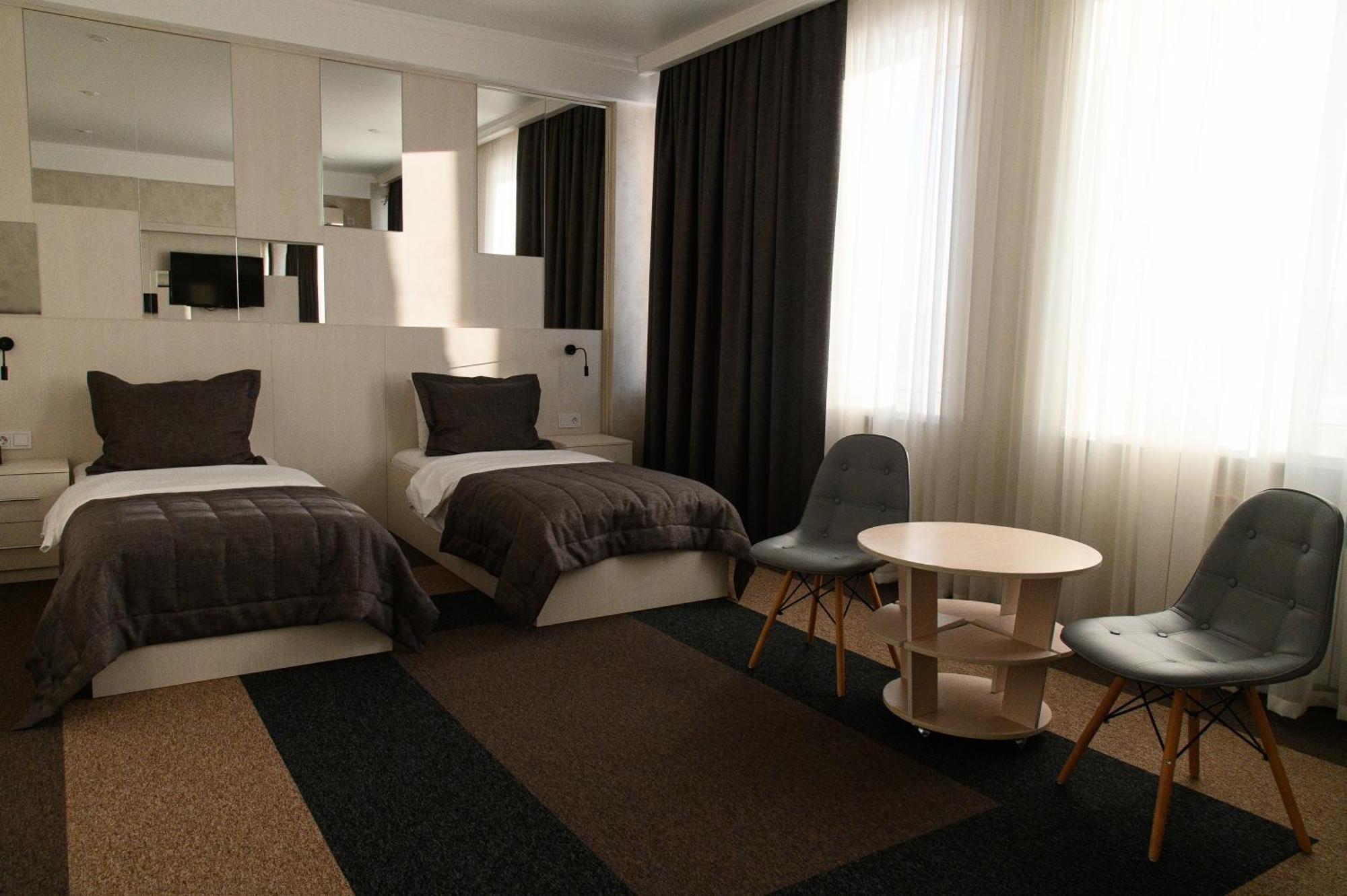 Meridian Karagandy Extérieur photo