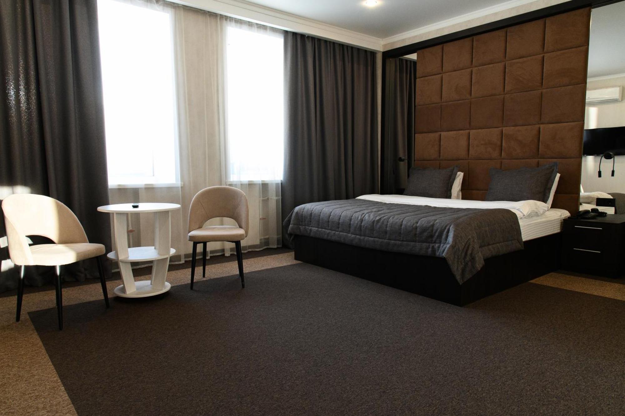 Meridian Karagandy Extérieur photo