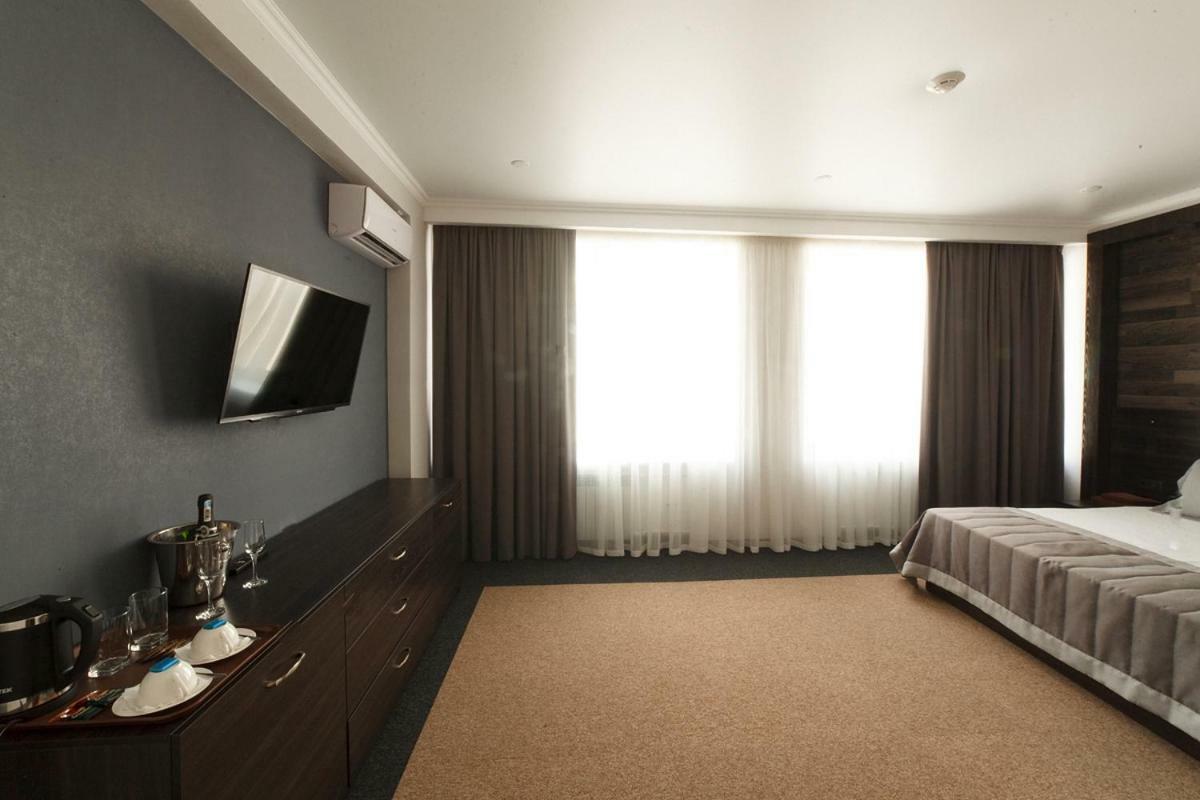 Meridian Karagandy Extérieur photo