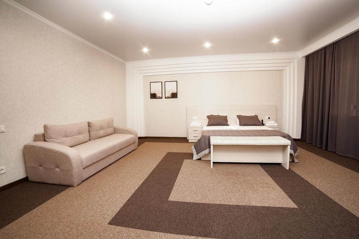 Meridian Karagandy Extérieur photo